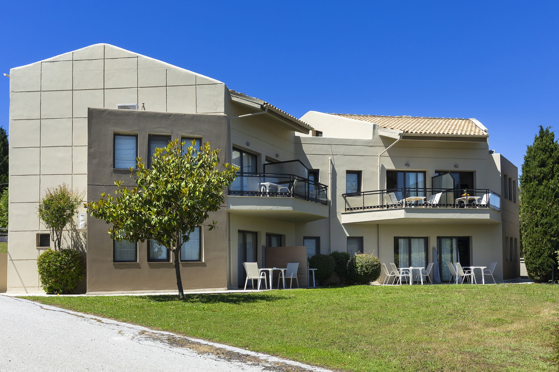 Tiara Holidays - Ohana Hotel - spoljasnji izgled